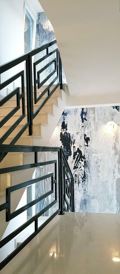 West Residence Apartments Timisoara Bagian luar foto