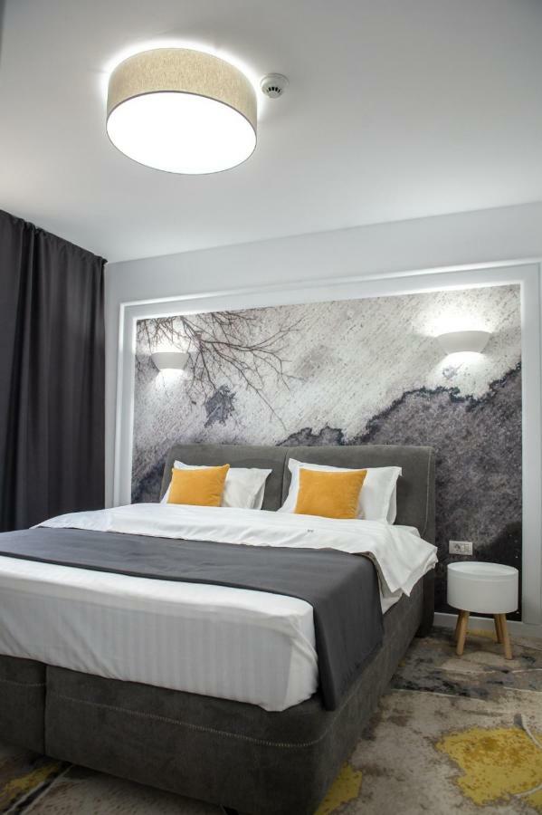West Residence Apartments Timisoara Bagian luar foto