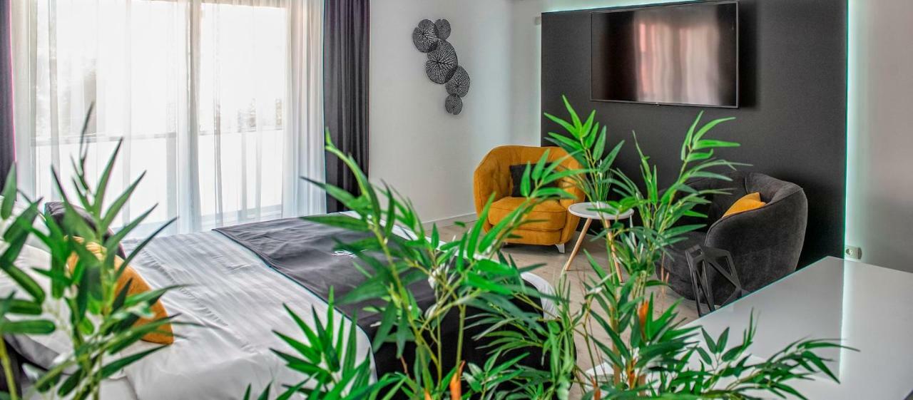 West Residence Apartments Timisoara Bagian luar foto