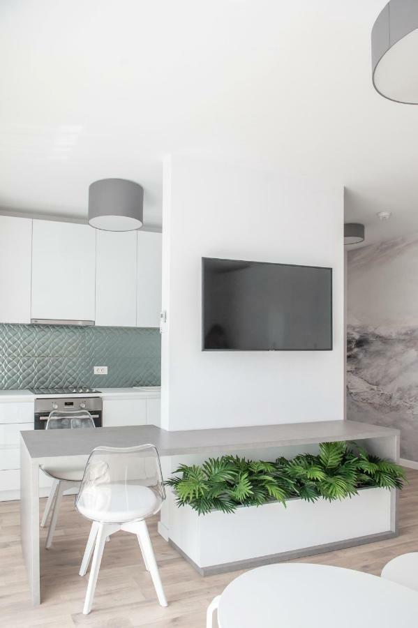 West Residence Apartments Timisoara Bagian luar foto